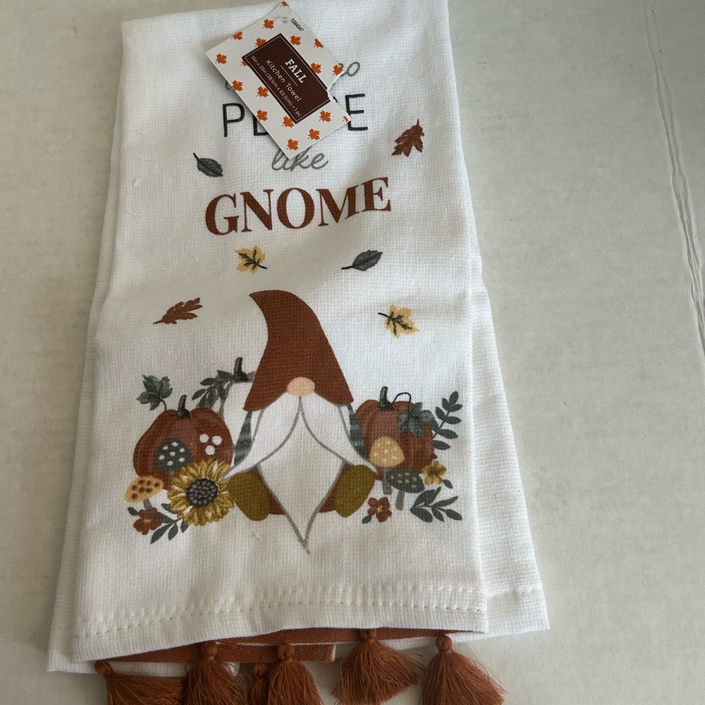 Hobby Lobby There’s no place like Gnome Kitchen Dish Towel 15in.x25in. NWWT